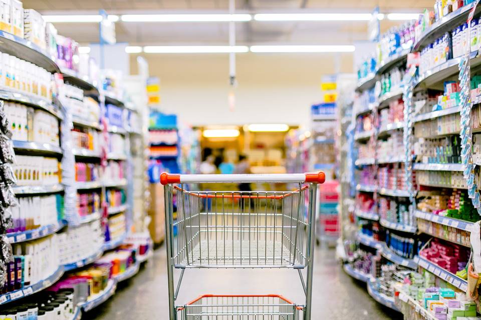 Supermercados deverão ter carrinhos de compras adaptáveis