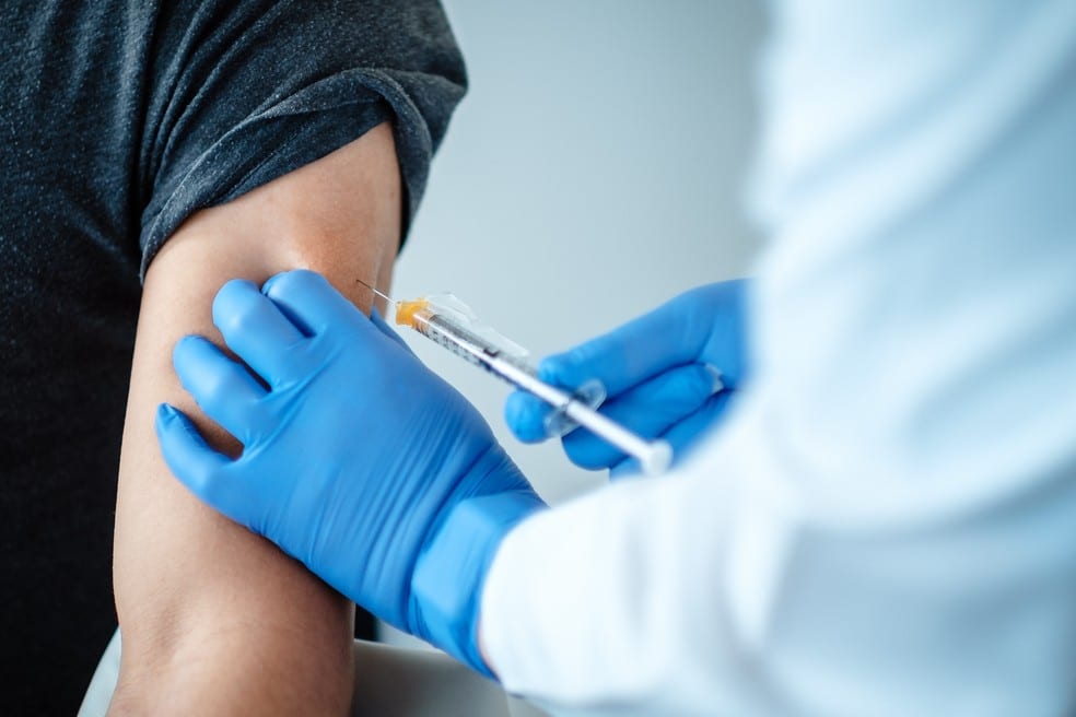 Aplicação de vacinas contra a Covid-19 será registrada em cadastro nacional