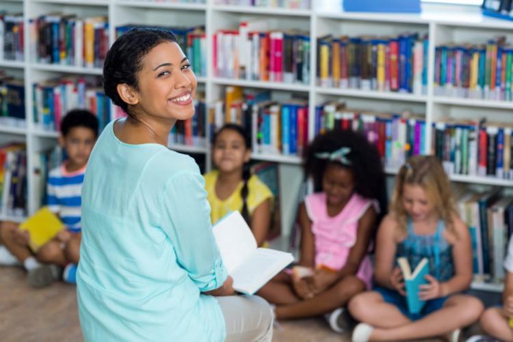 Programa seleciona projetos inovadores para formação de professores