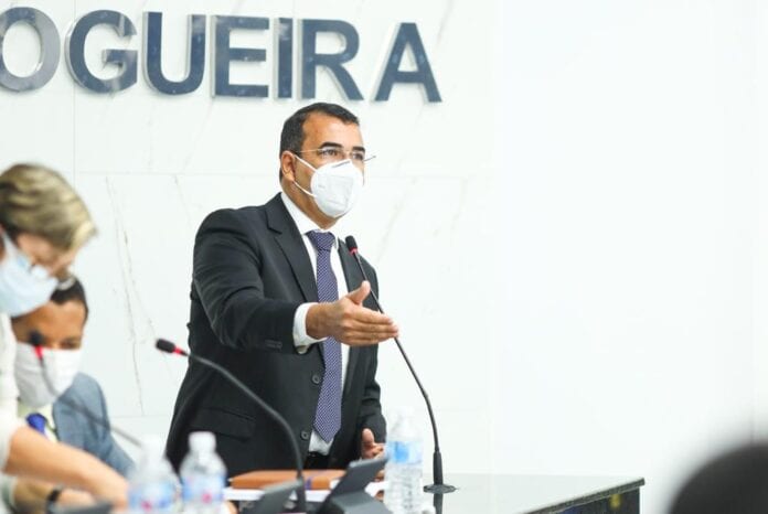 “Revogação do REIQ ameaça sustentabilidade da indústria química”, afirma Júnior Borges“