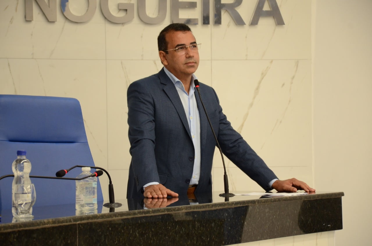 Júnior Borges comemora sanção da Lei que institui o Programa Invista em Camaçari